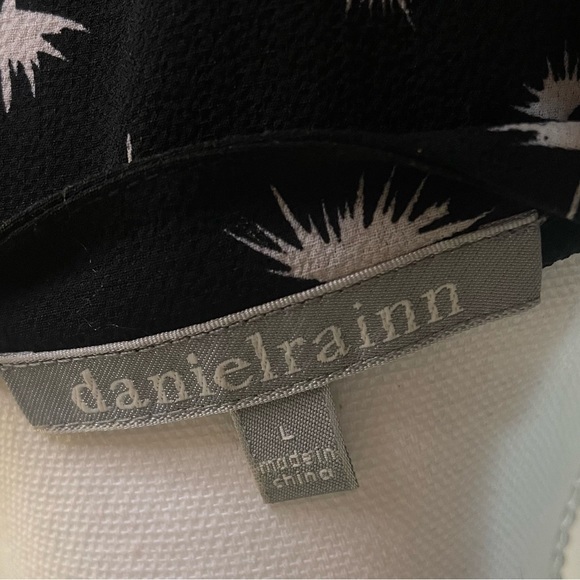 Danielrainn Black And white Bird print Business Blouse Woman Size Large - Picture 4 of 6